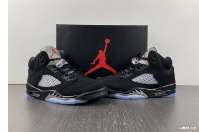 845035-003 (2016) 5 JORDAN METALLIC BLACK AIR 0715